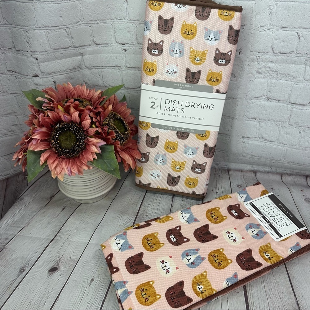 NWT dream home matching Cat Print Dish Drying Mats and kitchen towels